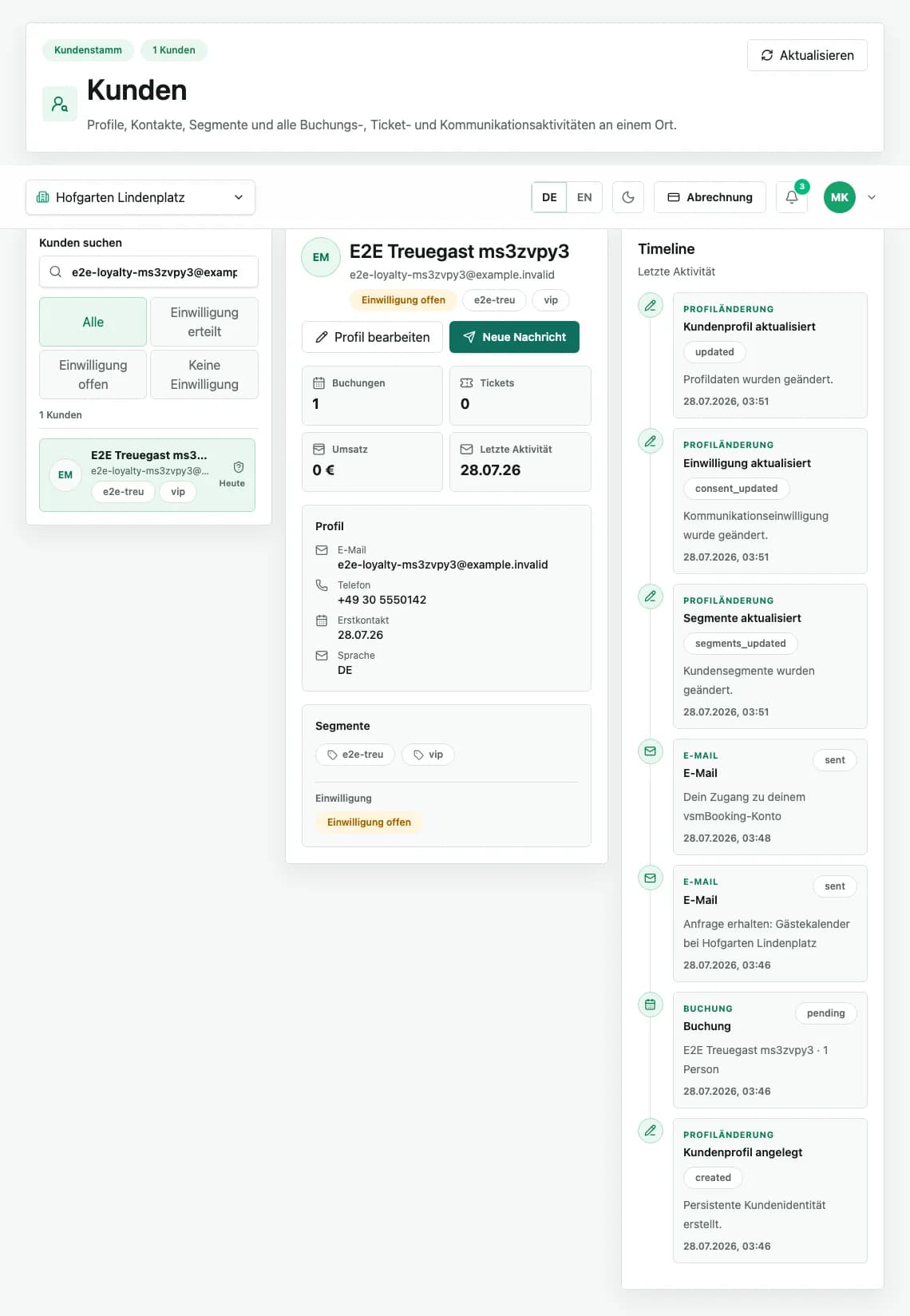 Kundenkartei mit Suche, Segmenten und Aktivitätsübersicht